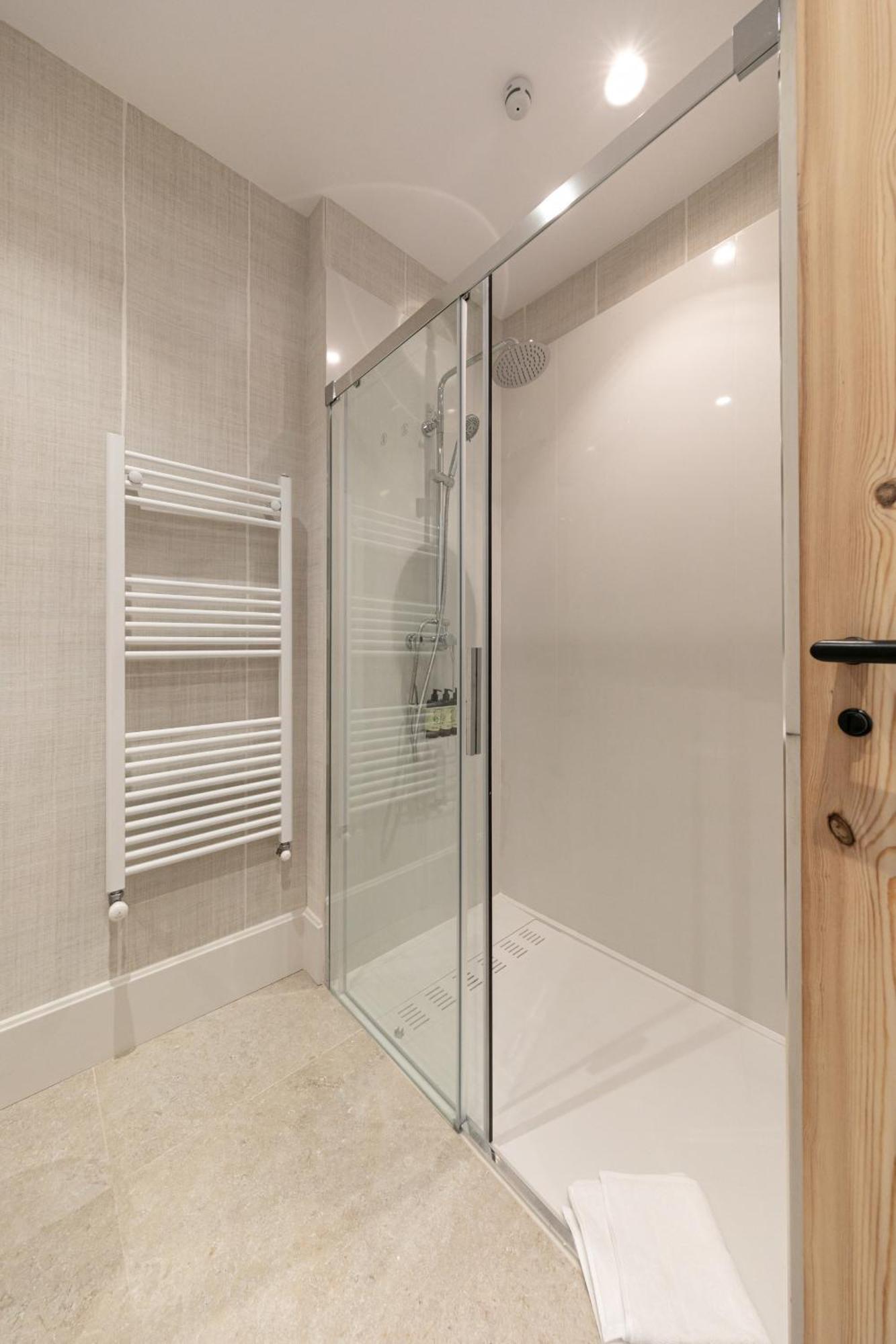 Green-Apartments Reales Atarazanas Suites Sevilla Exterior foto